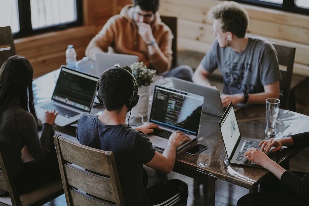 Smartly Engineering team collaborating on software development and digital innovation